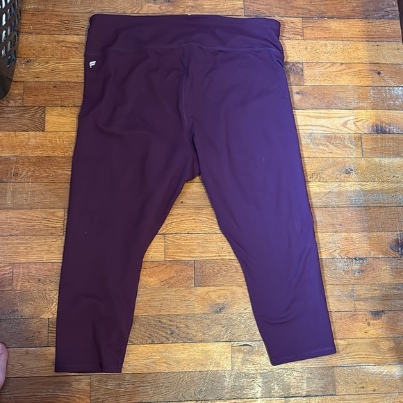 Fabletics Leggings Size: 1XL - Picture 2 of 3